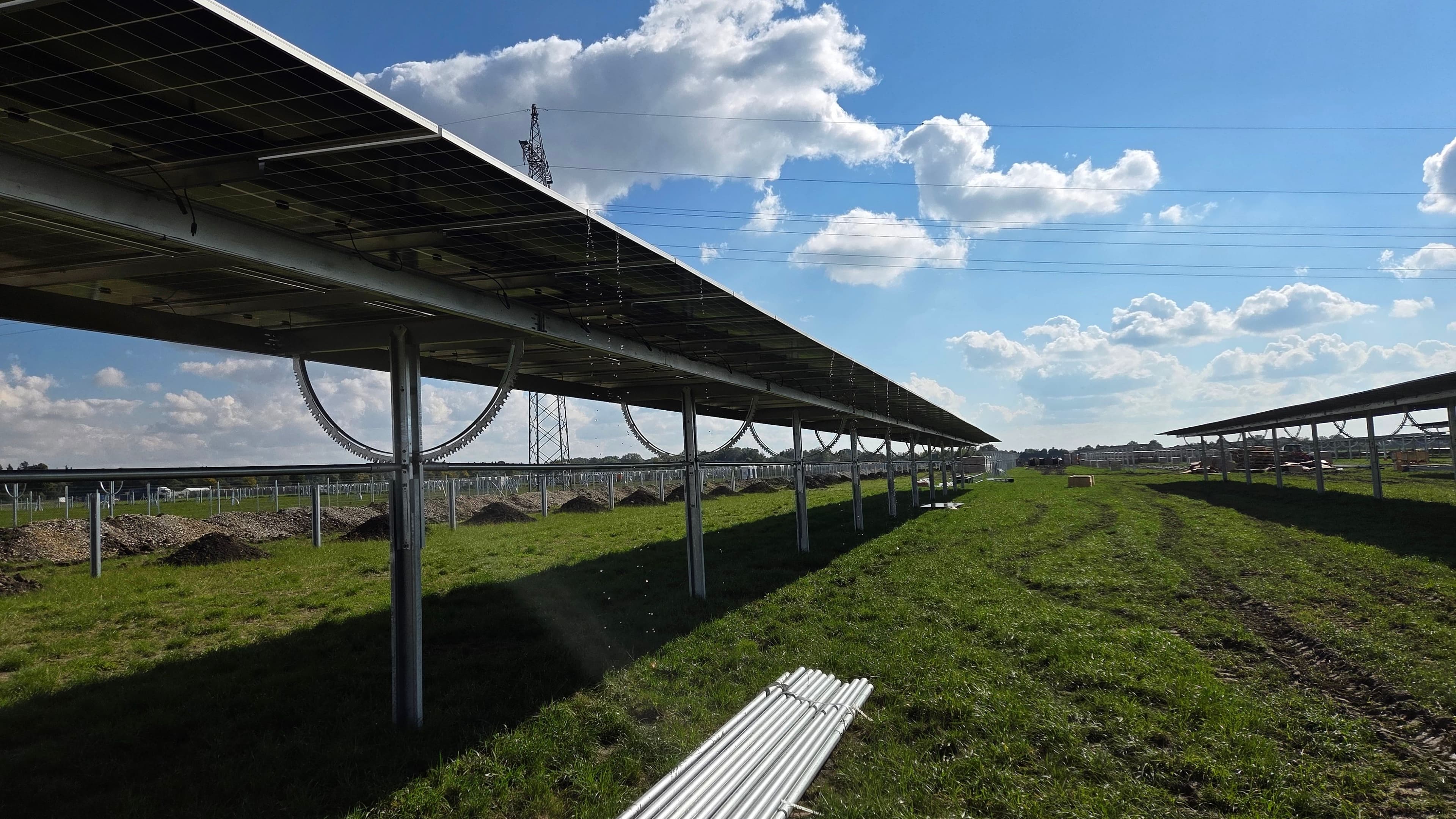 Greenbuddies staví největší agrivoltaiku v Německu