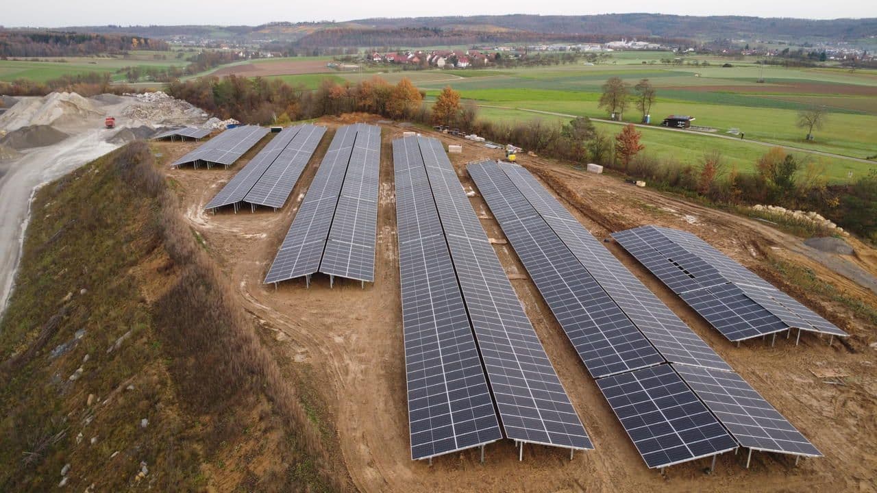 Greenbuddies instalace 1 MWp FVE u německého Kirchberg an der Murr